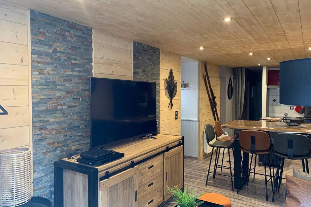 Appartement Cosy 2 Places De Parking Wifi Centre Ville Каутерец Екстериор снимка
